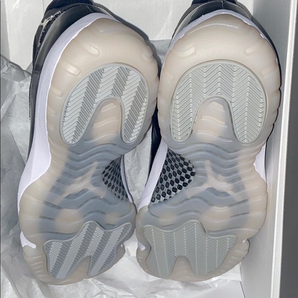 Jordan 11 jubilee - Picture 6 of 7